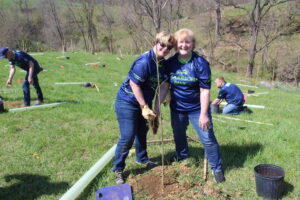 Woodsboro Bank colleagues at a tree planting day of service